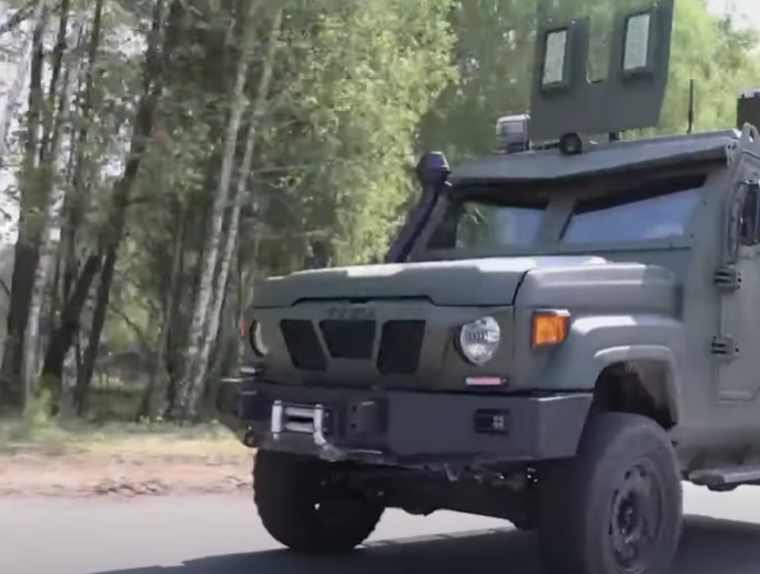 ukraine’s-first-domestically-built-cbrn-scout-vehicle-just-replaced-soviet-jeep-with-no-armor-at-all