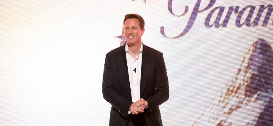 paramount-ceo-threatens-to-relocate-company-from-california