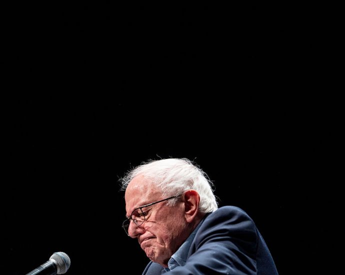 bernie-sanders’-ai-warnings-are-being-ignored-in-the-senate