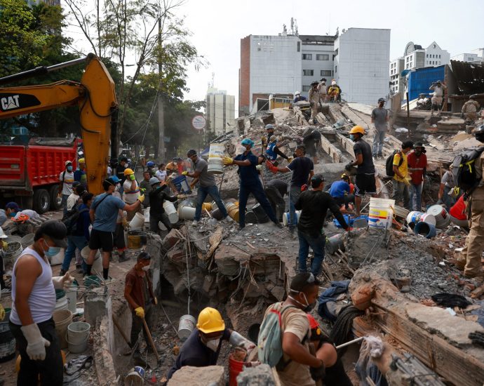 colombia-declares-three-days-of-mourning-after-deadly-earthquake