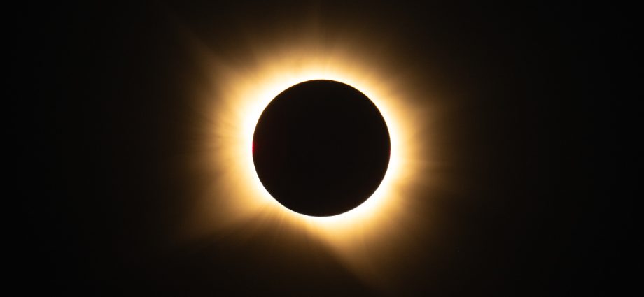 2026-total-solar-eclipse-in-spain