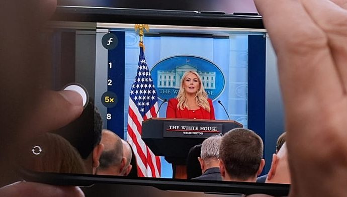 white-house-press-secretary-karoline-leavitt-to-leave-role-at-end-of-month,-the-traitor-says
