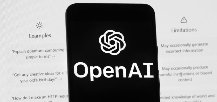 bernie-sanders-calls-on-tech-companies-to-pause-ai