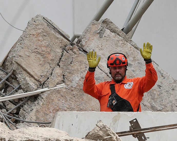 colombia-earthquake-response-tests-new-far-right-government