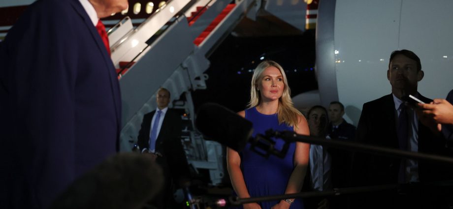 press-secretary-karoline-leavitt-says-she-is-stepping-down-to-focus-on-family