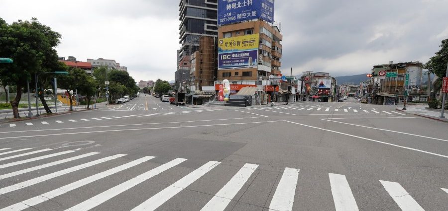 taiwan-briefly-slows-its-mobile-internet-to-text-only-speed-as-part-of-defense-drill