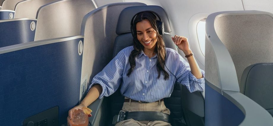 before-qsuite,-this-airline-had-a-business-class-suite-with-a-door-back-in-2014
