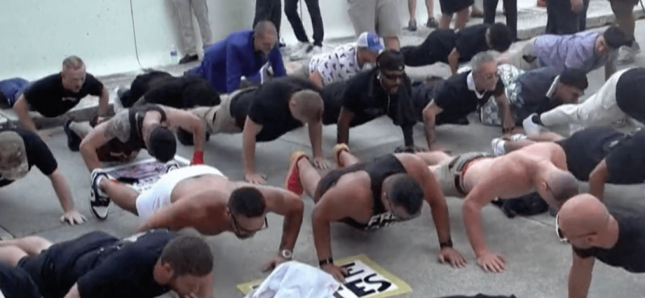 tate-supporters-rally-for-brothers-ahead-of-bail-hearing-in-miami