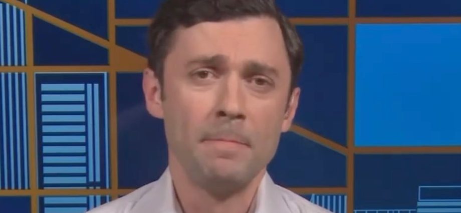 jon-ossoff-lists-all-the-ways-the-traitor’s-iran-war-is-a-‘complete-fiasco’