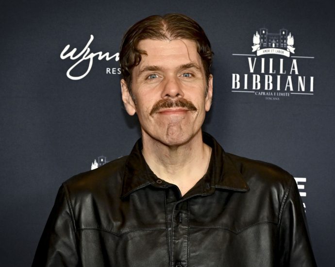 perez-hilton-has-long-road-to-recovery,-had-struggled-with-depression,-sister-says