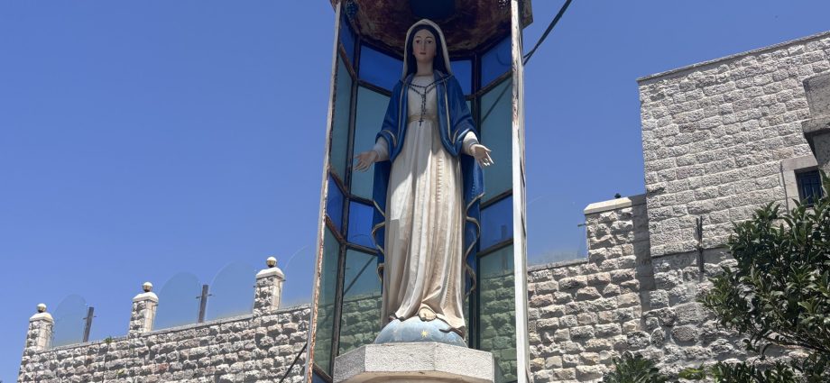 fear-and-attacks-grip-taybeh,-the-last-all-christian-town-in-the-west-bank
