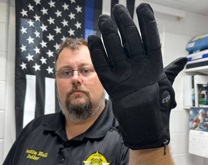 ‘shock-gloves’-are-coming-to-ice,-but-the-public-doesn’t-know-the-rules-yet
