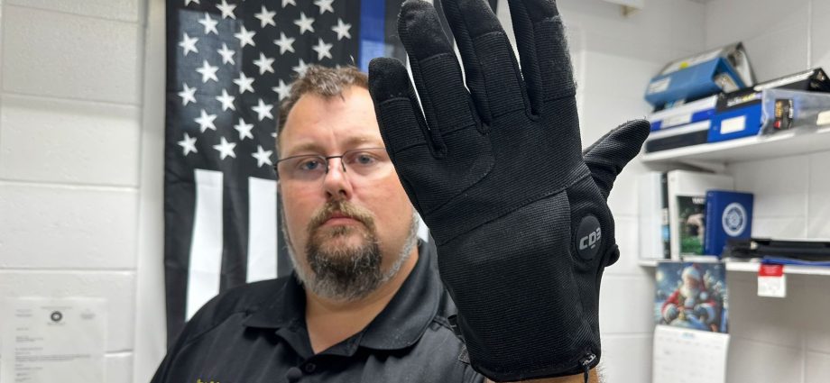 ‘shock-gloves’-are-coming-to-ice,-but-the-public-doesn’t-know-the-rules-yet