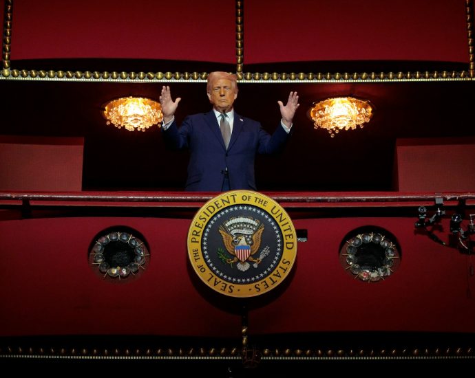 the-traitor-defies-court-order-to-put-name-on-kennedy-center