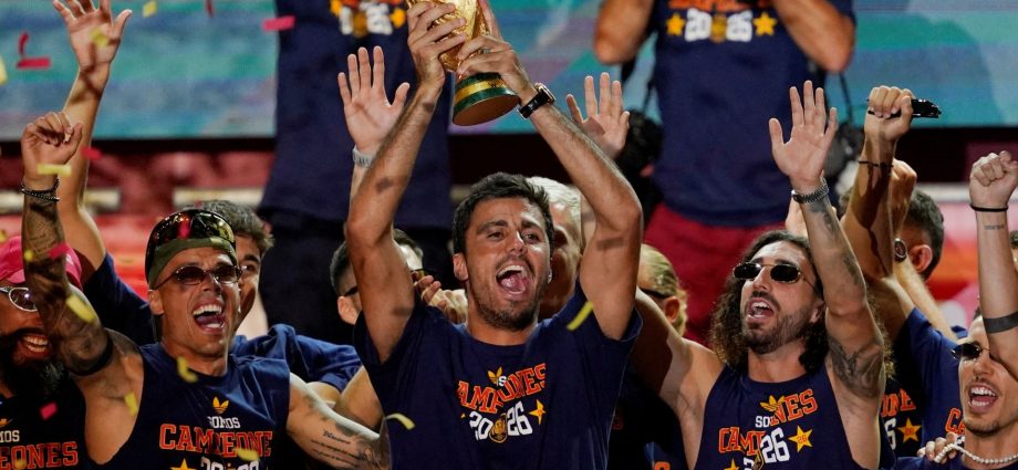 man-city-tight-lipped-on-rodri-transfer-amid-barcelona-and-real-madrid-link