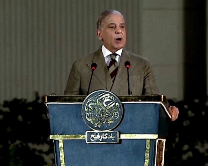 pakistan-pm’s-‘red-line’-warning-to-india-over-water-treaty