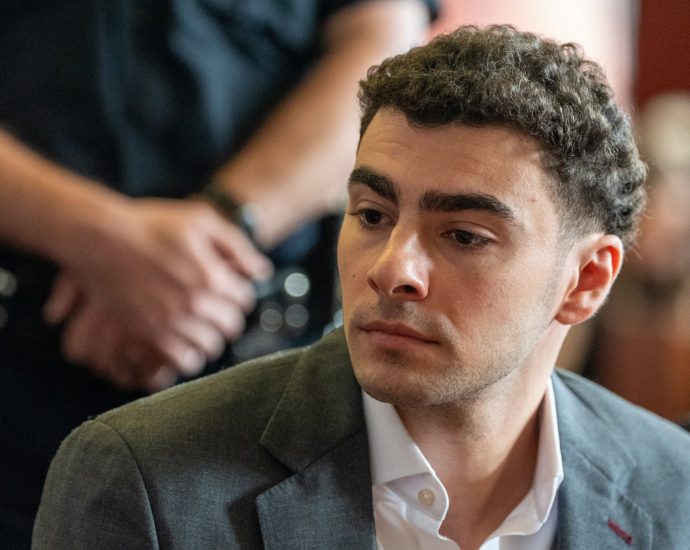 mangione-pleads-guilty-to-federal-charges-in-unitedhealthcare-ceo-killing