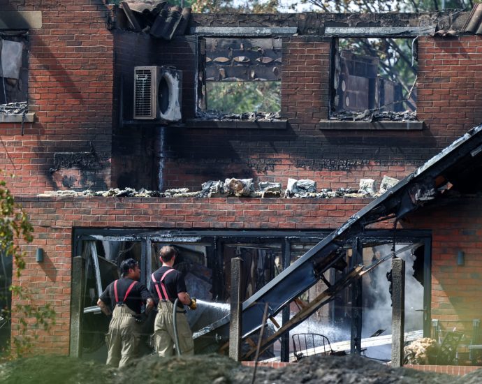 ‘tinderbox’-britain-bans-disposable-barbecues,-sends-nationwide-fire-alerts-as-europe-battles-blazes