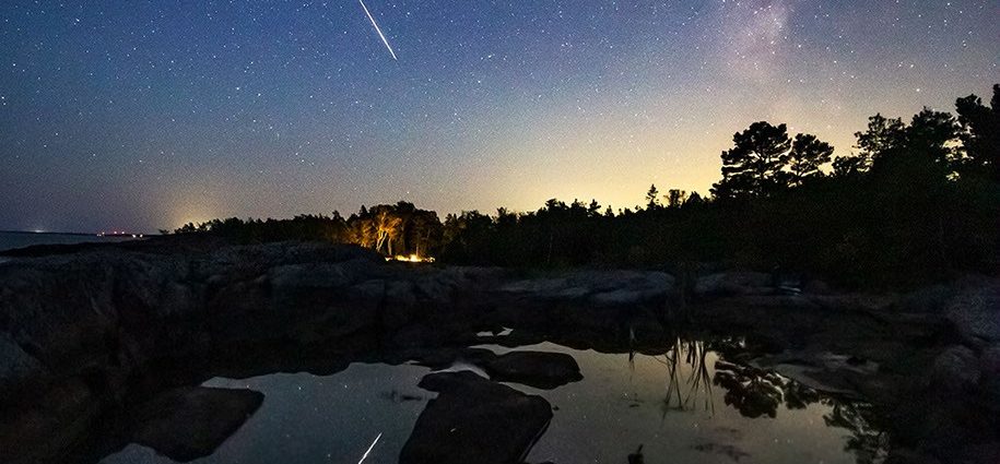 apod:-2026-august-15-–-bright-perseids-from-sweden