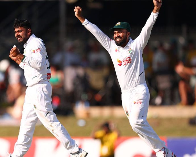 bangladesh-rock-australia-as-historic-test-win-in-sight