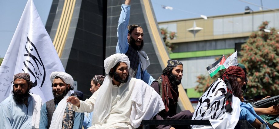 afghans-mark-five-years-of-taliban-rule