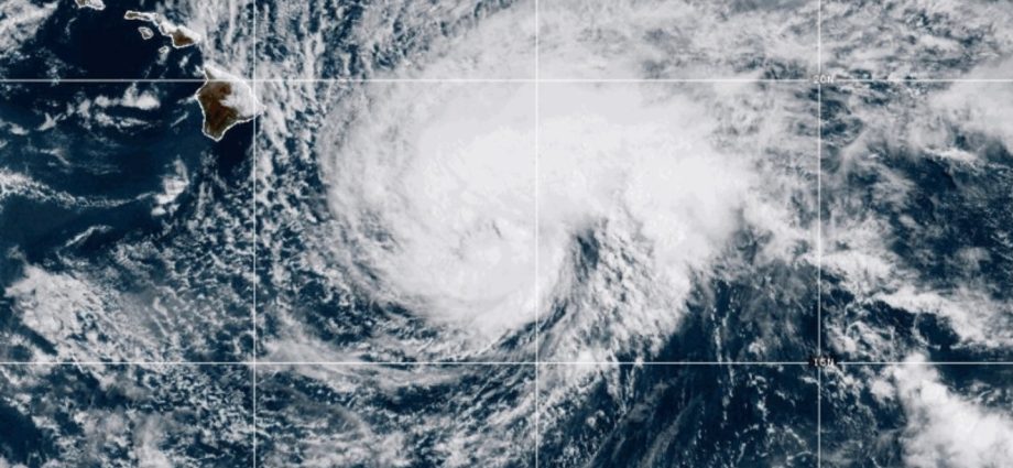 tropical-storm-lala-expected-to-strengthen-as-it-nears-hawaii
