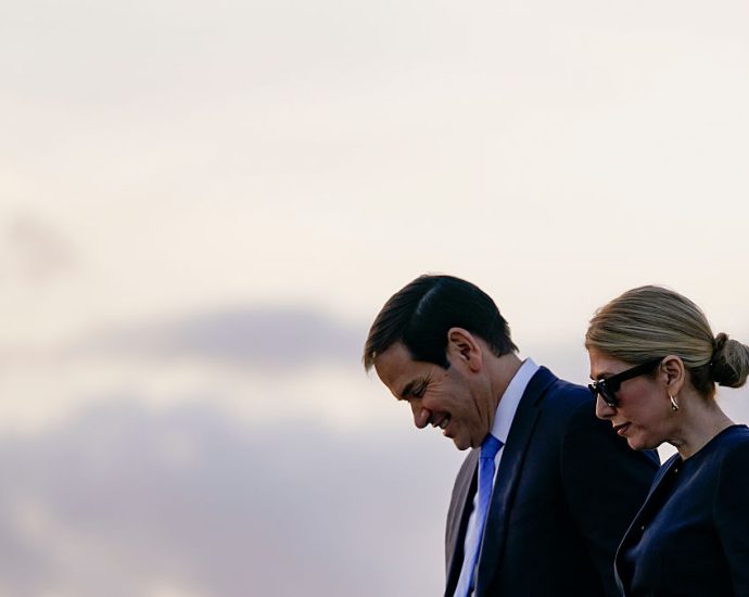 marco-rubio-won’t-give-up-his-pop-tarts-for-maha