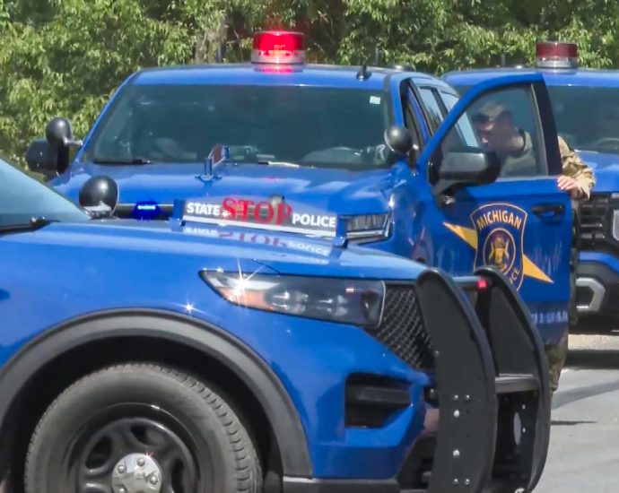 13-year-old-survivor-of-michigan-rampage-called-911-to-report-she’d-been-shot