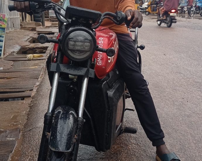 as-petrol-prices-soar,-electric-bikes-gain-ground-in-nigeria