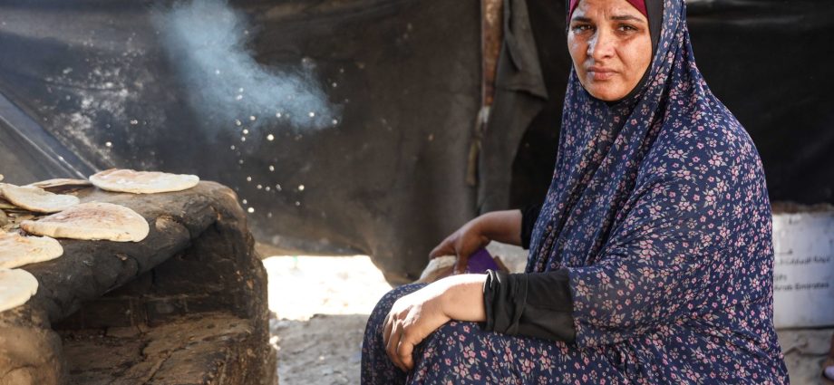 how-a-simple-lighter-has-become-the-backbone-of-life-in-gaza