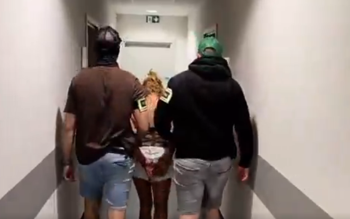 get-the-f*ck-back-to-ukraine”:-two-intoxicated-polish-women-attack-ukrainian-men-amid-rise-in-anti-ukrainian-violence-in-poland