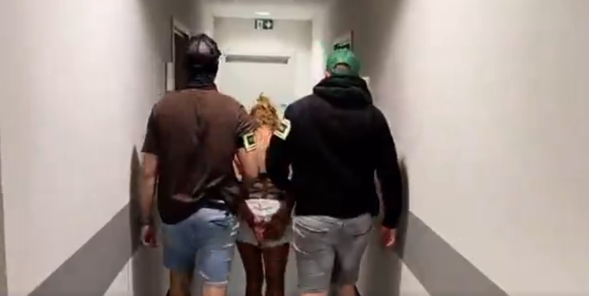 get-the-f*ck-back-to-ukraine”:-two-intoxicated-polish-women-attack-ukrainian-men-amid-rise-in-anti-ukrainian-violence-in-poland