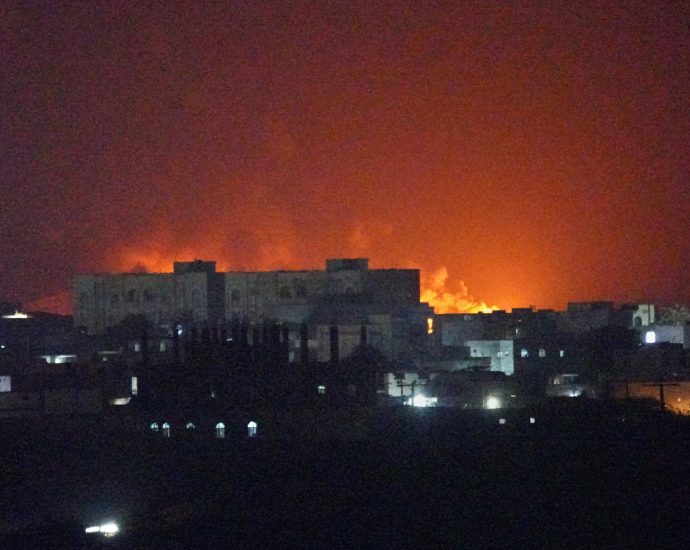 houthis-launch-new-attacks-on-al-makha-and-marib-as-yemen-conflict-escalates