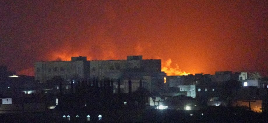 houthis-launch-new-attacks-on-al-makha-and-marib-as-yemen-conflict-escalates
