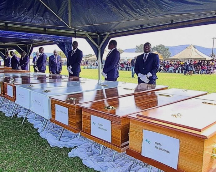 death-toll-rises-to-84-from-capsized-ferry-in-zimbabwe