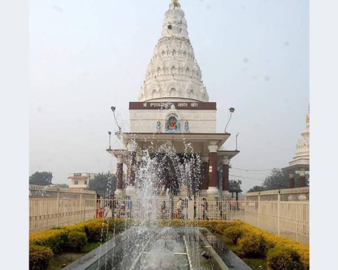 at-least-six-dead-in-‘stampede-like’-incident-at-india-temple