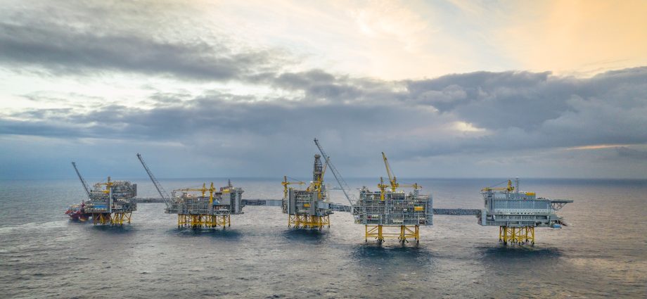 equinor-extends-deal-to-fund-children’s-science-education-in-aberdeen as-north-sea-drilling-decision-looms