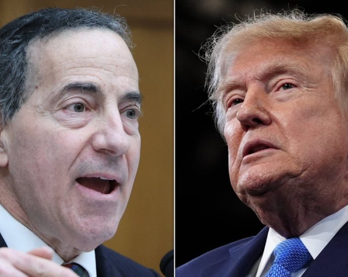 dem-lawmaker-blasts-‘smash-and-grab’-the-traitor-scheme-—-and-says-he-‘1,000%’-agrees-with-joe-rogan
