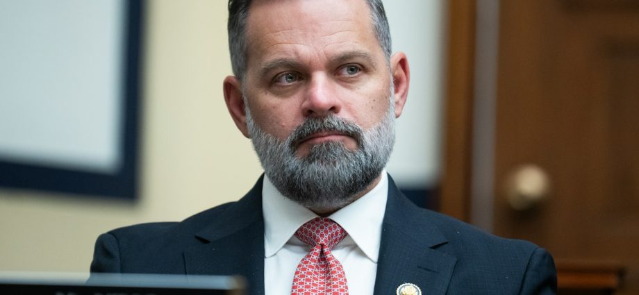 embattled-gop-rep-doesn’t-deny-dating-teenager-while-in-congress