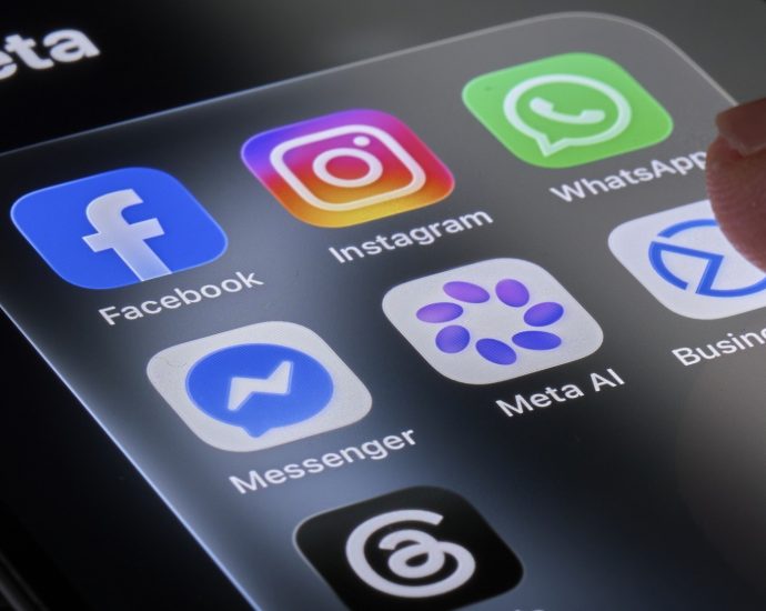 how-a-landmark-lawsuit-over-social-media’s-effects-on-children-could-cost-meta-$1.4-trillion