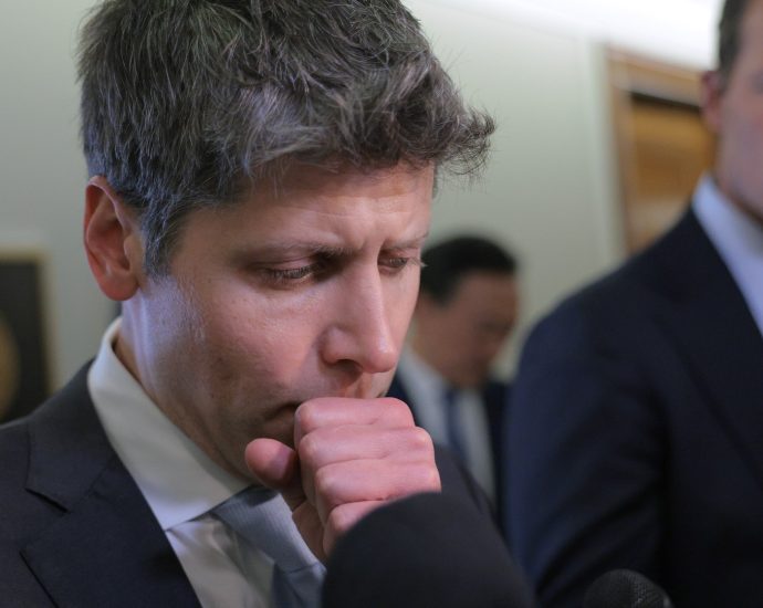 how-wikipedia-vandals-convinced-google-that-sam-altman-was-dead