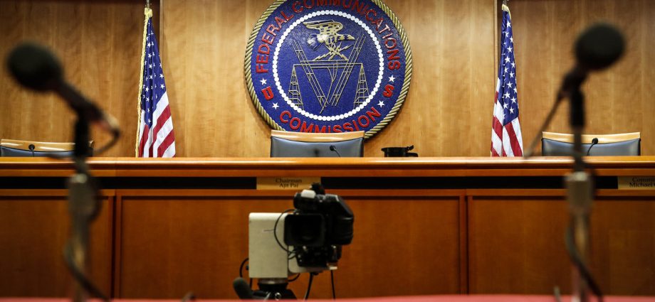 disney-and-abc-sue-fcc,-accusing-the-traitor-administration-of-‘retaliatory-campaign’
