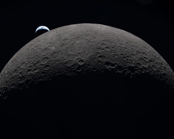 nasa’s-lro-images-falcon-9-crater-on-moon,-learns-new-details