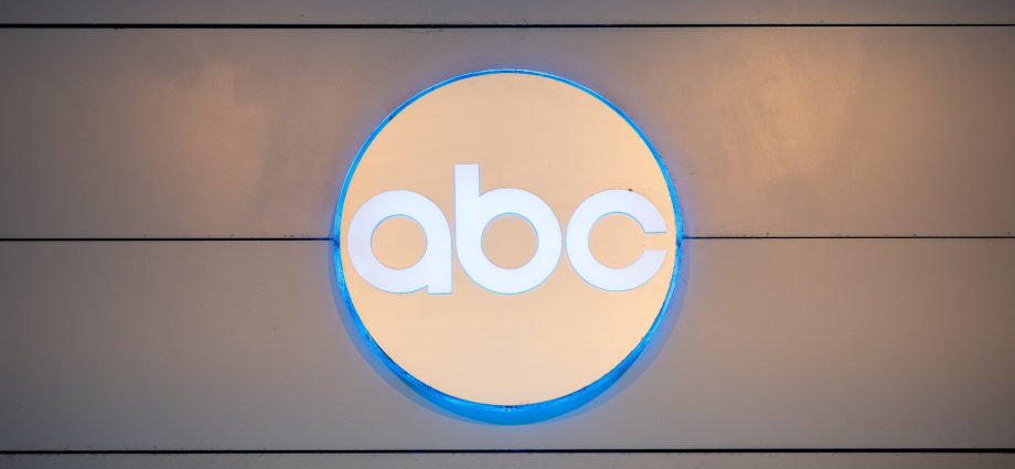 walt-disney-company-sues-the-traitor’s-fcc-over-‘retaliatory-campaign’-against-abc