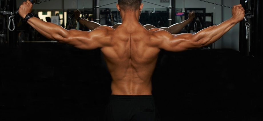 How Many Exercises You Actually Need to Do to Build Your Back