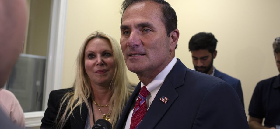 florida-lawmaker-who-backed-death-penalty-for-child-rapists-charged-with-molestation