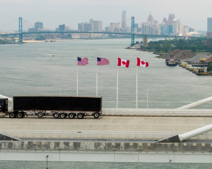 the-traitor’s-last-minute-pause-on-50%-tariffs-gives-us-and-canada-more-time-to-negotiate
