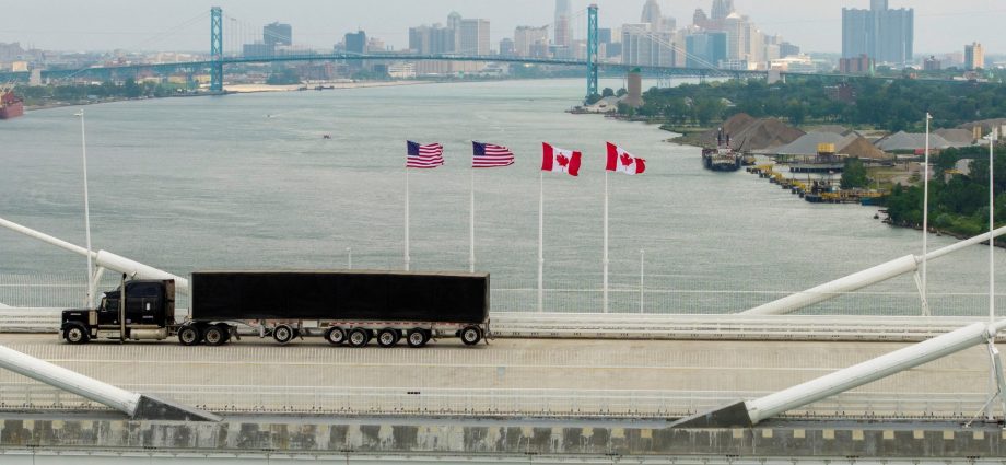 the-traitor’s-last-minute-pause-on-50%-tariffs-gives-us-and-canada-more-time-to-negotiate