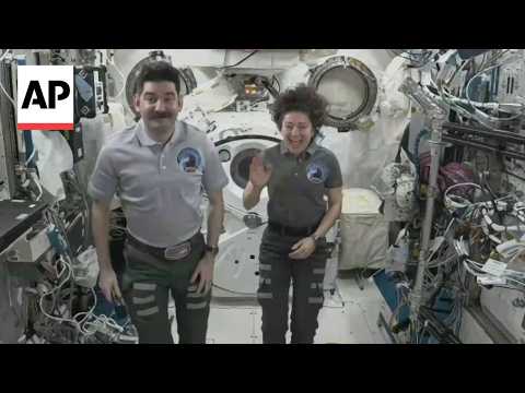 nasa-astronaut-says-the-best-cosmic-shows-are-northern-and-southern-lights
