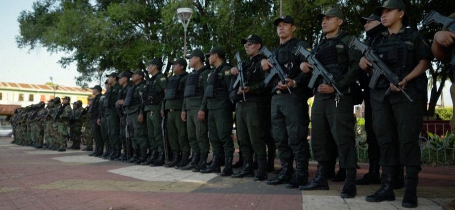 fears-grow-in-amazon-village-as-brazilian-drug-gangs-push-into-bolivia